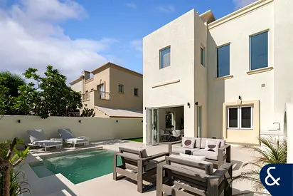 One of One | Double Extended | Upgraded 3 Bed