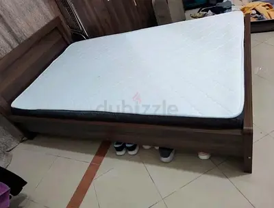 Queen size bed with mattress Home center 150by200cm
