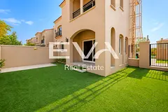 LIGHT WOOD | PERFECT CONDITION | NEXT TO PARK