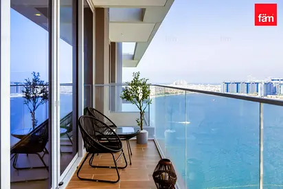 Corner| Elevated Furnishing| Palm & Marina Views