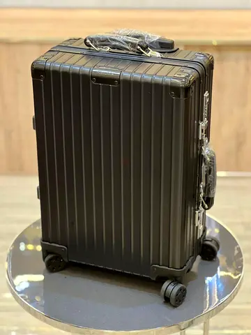 RIMOWA SUITCASE