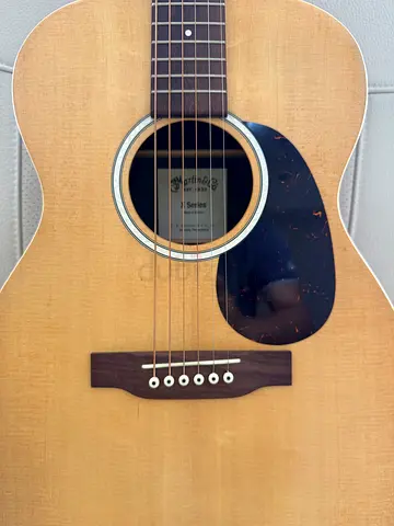 Martin guitar 002xe