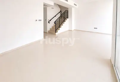 Vacant Now | Unfurnished | Close to Amenities