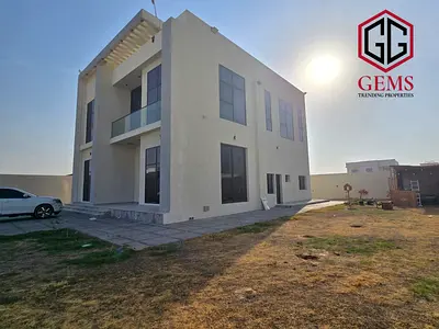 BRIGHT | HIGH-QUALITY | MAID ROOM | GARDEN AREA