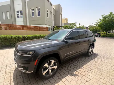 New Shape - Jeep Grand Cherokee 7 seater - Limited GCC Specs