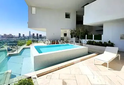 WELL MAINTAINED | PRIVATE POOL | RESORT LIVING