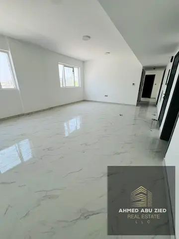 A prime commercial office for annual rent in Al Mowaihat 3, Ajman. Located on the main road, 2 bathroom. Suitable for all types of business activities