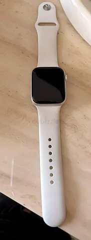 Used Apple white smartwatch with silicone band - good working condition