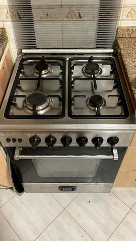 Used Built-in 4-Burner Gas Hob with Oven - Good Working Condition