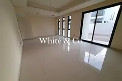 Spacious | Vacant 1st Nov | R2M Layout