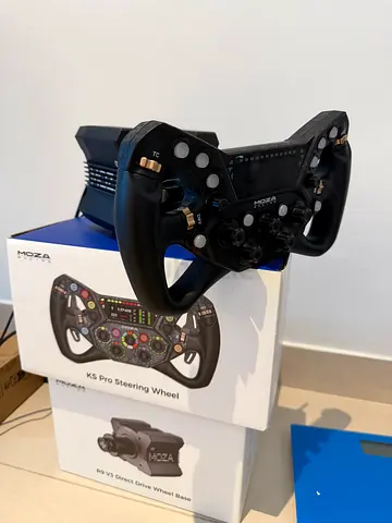 Moza R9v3 + Moza KS Pro Steering wheel