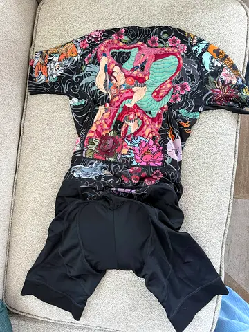 Cycling Triathlon Japanese style suit with black bib, size M