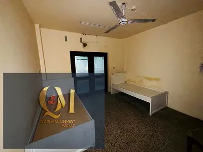 2BHK VERY BIG APARTMANT//BACHLOR OR COMPAMY STAFF//GOOD LOCATION NEAR KING FASAIL ROAD RENT ONLY 27K