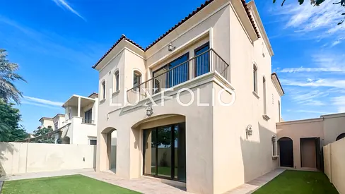Available Now | Unfurnished | Single Row