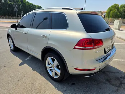 2013 Volkswagen TOUAREG 照片 2