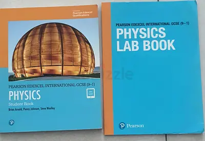 Pearson Edexcel GCSE Physics Student Book + Physics Lab Book (pair)