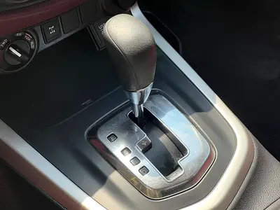2020 Nissan NAVARA — миниатюра 17