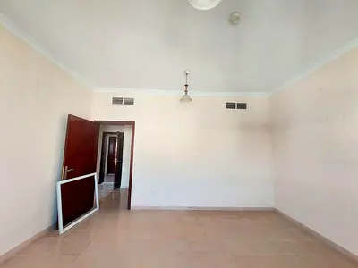 Limmeted offer 1 Bhk 1 washroom central AC central GAS