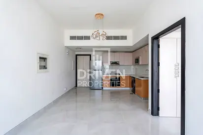 Ready to move in | High Floor | Prime Location