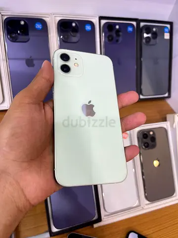 Apple iPhone 12 in Green