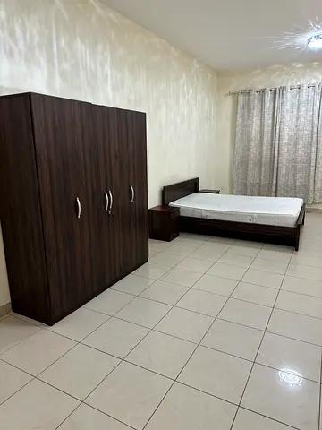 Hall Room Available, Behind Burjuman Mall, Lims Cafe, Family Building