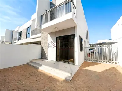 Spacious 3BR Villa| Prime Location |Motivated Seller