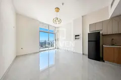 Bright Studio | Fitted | Ready to Move In
