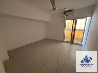 لما الموقع والسعر يجتمعو والنت فري طول فترة الايجار فري ثلاث غرف وصالة في المجاز 2 على شارع جمال عبدالناصر وقريبة من الحديقة والخدمات، إنترنت مجاني و