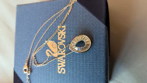 Swarovski Crystal Pendant Necklace with Box