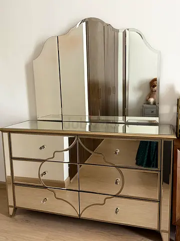 Dressing table for sale
