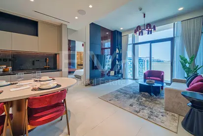 READY TO MOVE | FULLY FURNISHED | CLOSE TO METRO