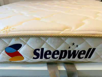 Sleepwell Double Bed Mattress - Excellent Condition. Rarely used. 5 months old. 150cm × 200 cm.