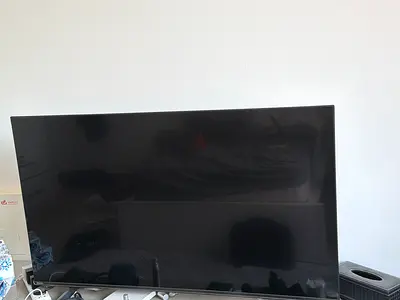 Hisense 50 inch QLED Smart TV E7N-Quantum Dot Colour, AI Picture, Dolby Vision, Dolby Atmos,
