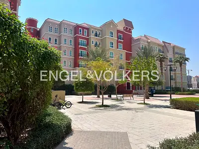 Spacious 1 Bedroom | Vacant Now | Multiple Options