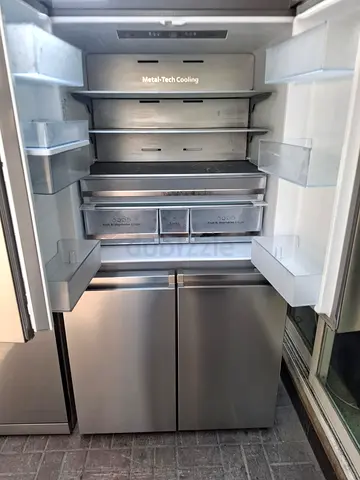 Hisense french door fridge side by side freezer bottom freezer digital inverter 4 door