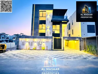 فيلا سمارت سيتم بالكامل 3 طوابق خلف الخدمات مباشرة مع مسبح ورووف خاص السعر شامل الكهرباء والمياة والمكييفات