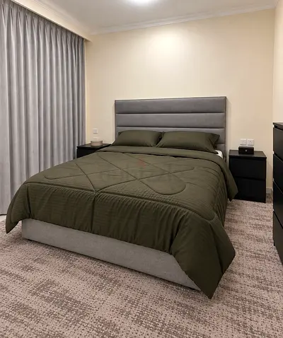 Queen bed