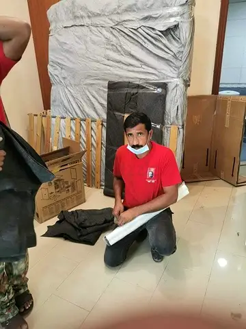 sharjah household movers pack unpack
bags clothes boxes furniture shifting