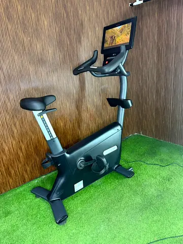 Precor upright bike in perfect condition. USA BRAND