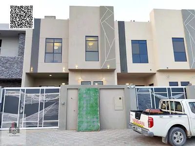 للبيع تاون هاوس قريب الشارع الرئيسي بسعر قابل للتفاوض