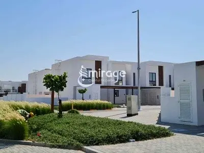 Single Row 2BR+M | Next Corner | Private Pool