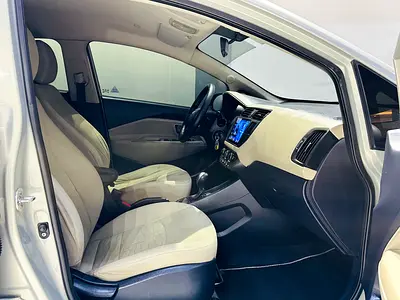 2013 KIA RIO 缩略图 20