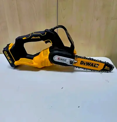 Dewalt DCCS623 Cordless Chain Saw 20v Brushless