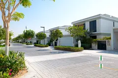 SINGLE ROW | NEARBY PARK & AMENETIES | GARDEN