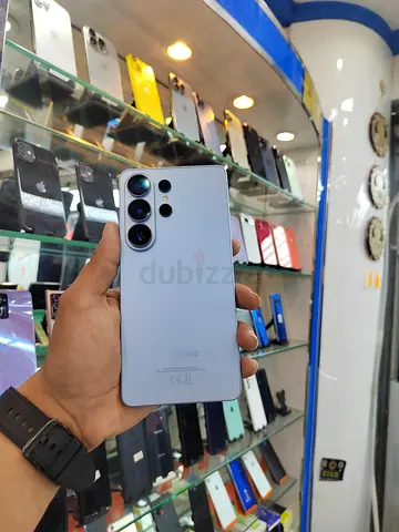 Samsung Galaxy S26 Ultra in Titanium Blue