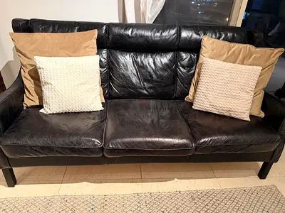***MUST GO - URGENT SALE*** Genuine black leather 3-seater sofa in good condition