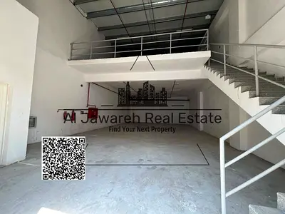 مستودع ميزانين في صناعية الجرف1 بعجمان