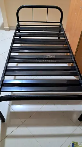 Metal single bed frame - sturdy slatted base, black