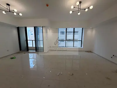 **أول ساكن | 3 غرف ماستر وصالة | إطلالة بحرية بانورامية**  إذا كنت تبحث عن شقة بمساحة مميزة وإطلالة بحرية، مع خصوصية وراحة لكل أفراد العائلة، هذه الشق