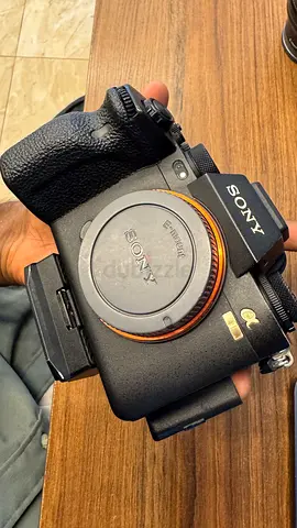 DIGITAL CAMERA